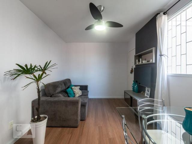 Apartamento aluguel em Região Geográfica Imediata de Florianópolis, São José