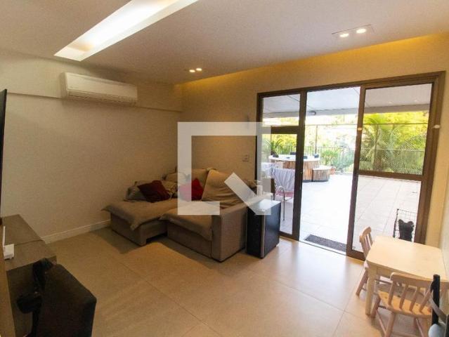 Apartamento venda em Região Praias da Baía, Niterói