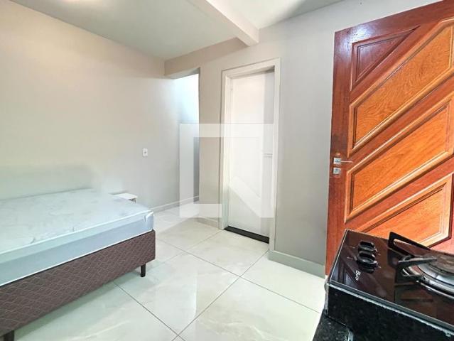 Apartamento aluguel em São João do Rio Vermelho, Desterro