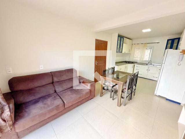 Apartamento aluguel em São João do Rio Vermelho, Desterro