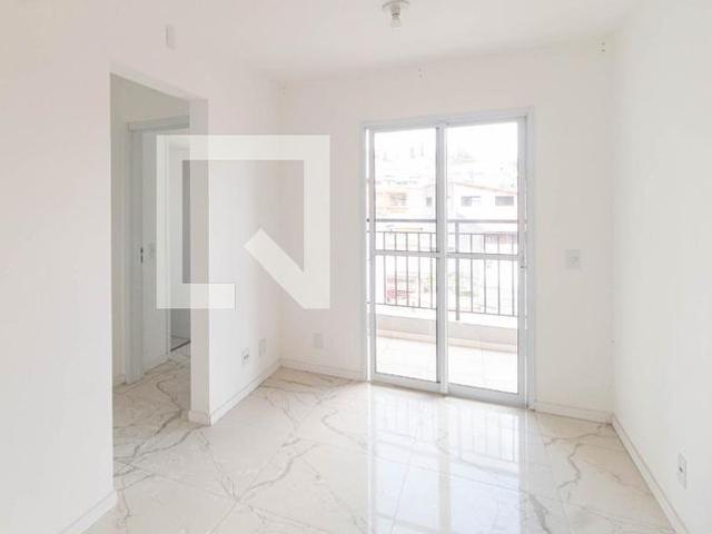 Apartamento aluguel em Jardim Cirino, Osasco