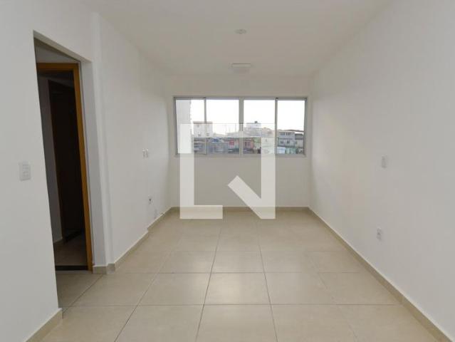 Apartamento aluguel em Regional Centro-Sul, Belo Horizonte