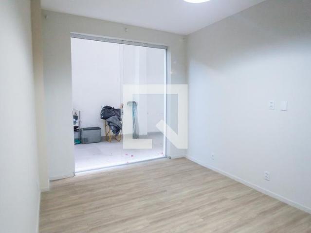 Apartamento aluguel em Regional Centro-Sul, Belo Horizonte