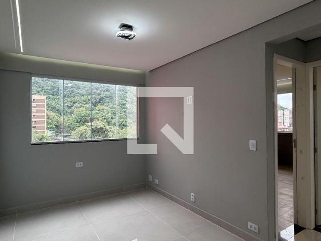 Apartamento aluguel em Região Imediata de Santos, Região Metropolitana da Baixada Santista