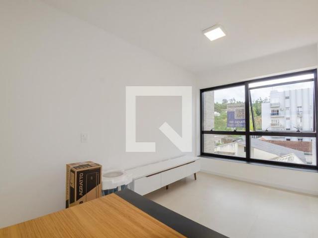 Apartamento aluguel em Região Geográfica Imediata de Florianópolis, Desterro