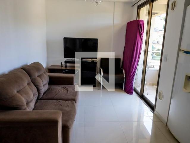 Apartamento aluguel em Região Geográfica Imediata de Florianópolis, Desterro