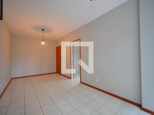 Apartamento aluguel em Região Geográfica Imediata de Florianópolis, Desterro