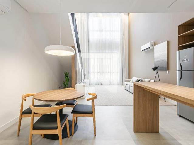 Apartamento aluguel em Região Geográfica Imediata de Florianópolis, Desterro
