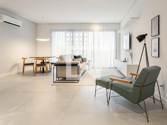 Apartamento aluguel em Região Geográfica Imediata de Florianópolis, Desterro