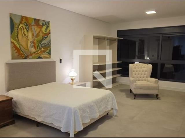 Apartamento aluguel em Região Geográfica Imediata de Florianópolis, Desterro