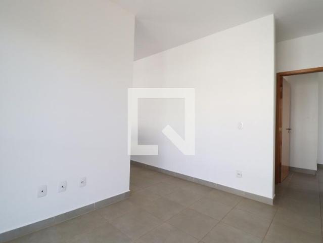 Apartamento aluguel em Região Geográfica Imediata de Uberlândia, Oliveira Fortes