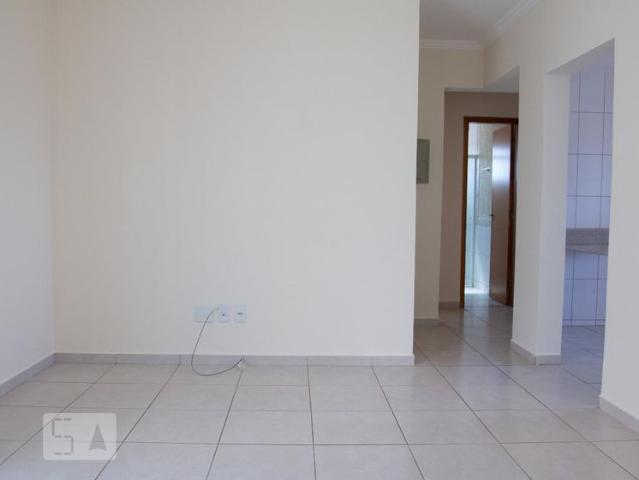 Apartamento aluguel em Região Geográfica Imediata de Uberlândia, Oliveira Fortes