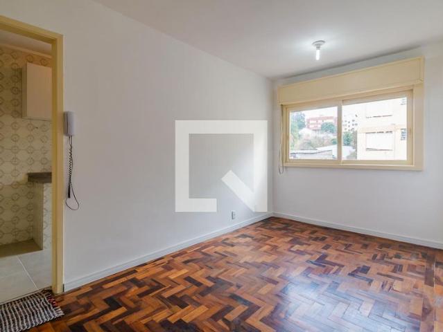 Apartamento aluguel em Região Geográfica Imediata de Porto Alegre, Região Metropolitana de Porto Alegre