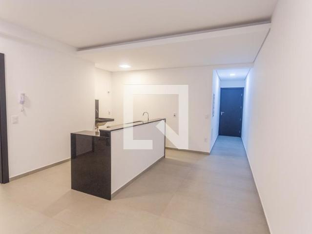 Apartamento aluguel em Regional Centro-Sul, Belo Horizonte