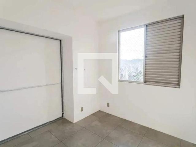Apartamento venda em Vila Estrela, Belo Horizonte