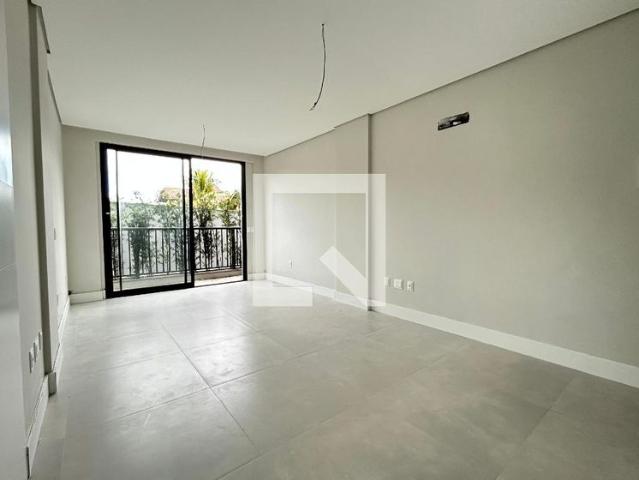 Apartamento aluguel em Região Geográfica Imediata de Florianópolis, Desterro
