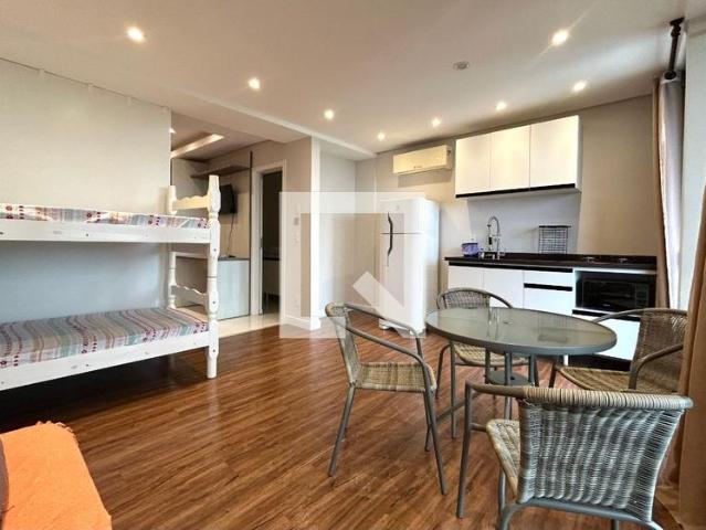 Apartamento aluguel em Região Geográfica Imediata de Florianópolis, Desterro