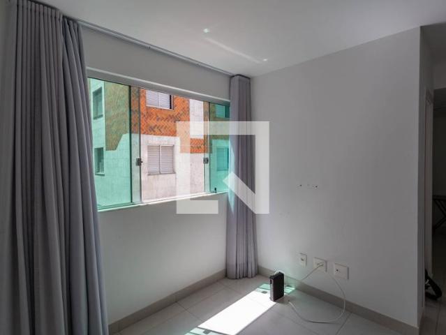 Apartamento aluguel em Regional Centro-Sul, Belo Horizonte