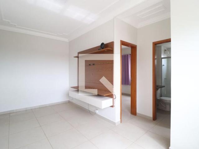 Apartamento aluguel em Segismundo Pereira, Uberlândia