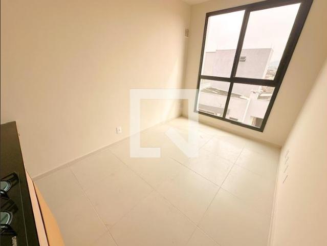 Apartamento aluguel em Região Geográfica Imediata de Florianópolis, São José