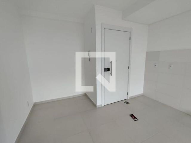 Apartamento aluguel em Região Geográfica Imediata de Florianópolis, São José