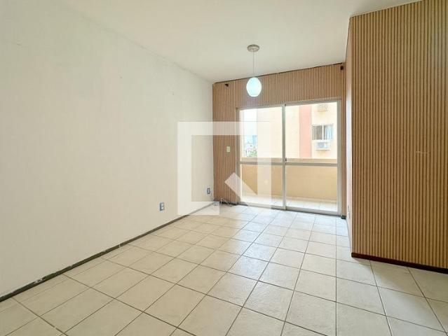 Apartamento aluguel em Região Geográfica Imediata de Florianópolis, São José