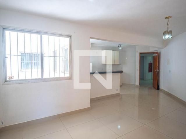 Apartamento aluguel em Serrinha, Goiânia