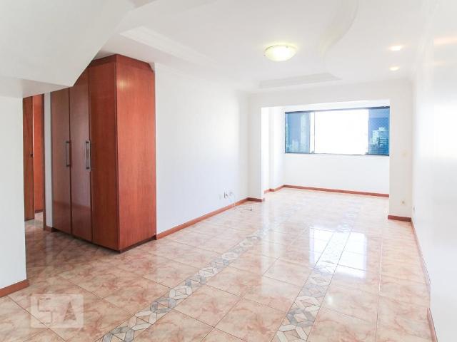 Apartamento aluguel em Setor Bueno, Goiânia