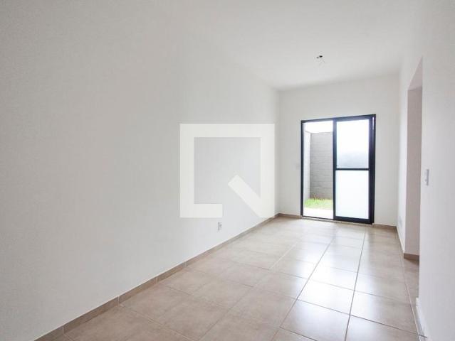 Apartamento aluguel em Região Geográfica Imediata de Uberlândia, Oliveira Fortes