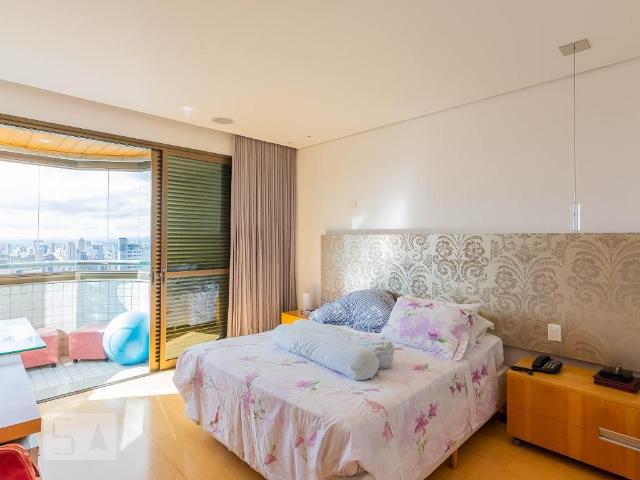 Apartamento aluguel em Regional Centro-Sul, Belo Horizonte