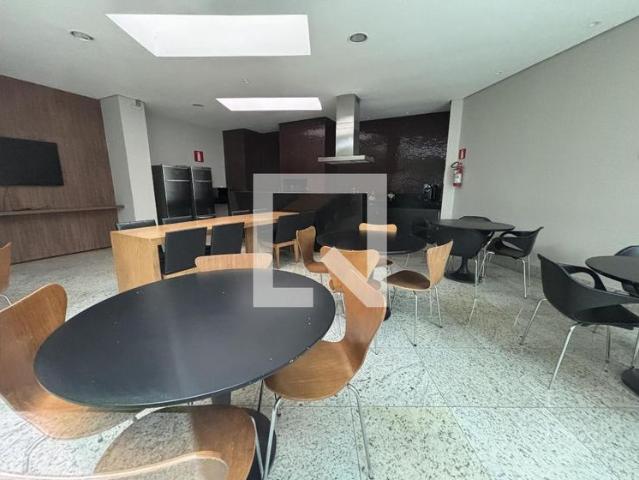 Apartamento aluguel em Regional Centro-Sul, Belo Horizonte