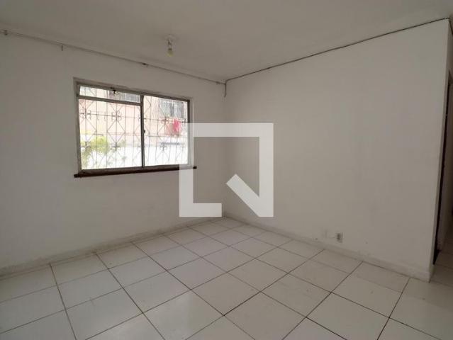 Apartamento aluguel em Região Geográfica Imediata de Salvador, Região Metropolitana de Salvador