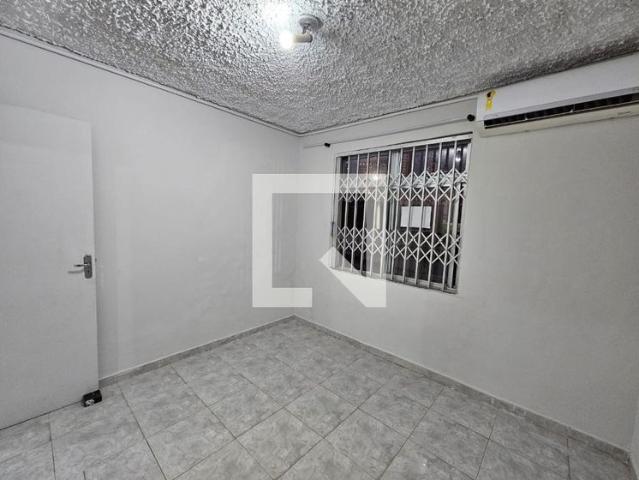 Apartamento aluguel em Região Geográfica Imediata de Salvador, Região Metropolitana de Salvador