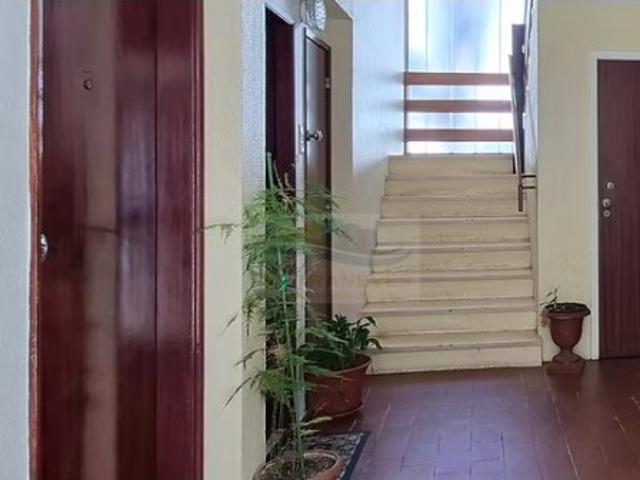 Apartamento venda em Massamá, Massamá e Monte Abraão