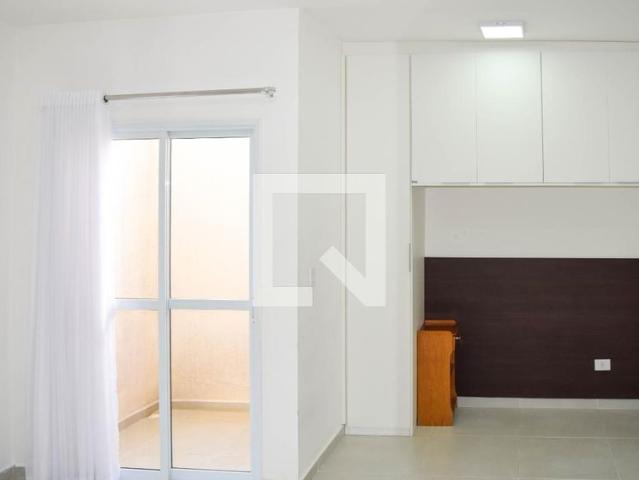 Apartamento aluguel em Região Imediata de São Paulo, Região Metropolitana de São Paulo