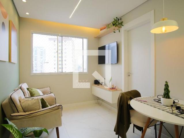 Apartamento aluguel em Parque São Jorge, São Paulo