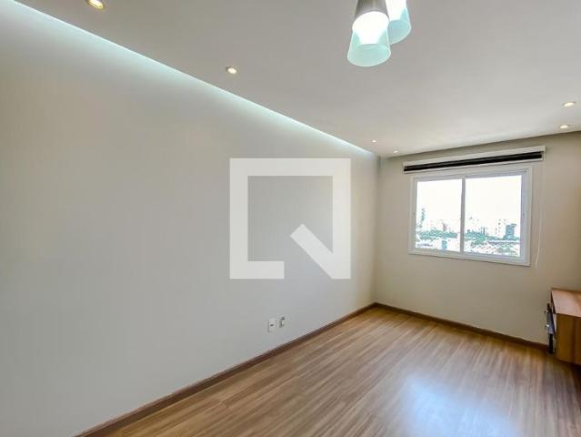 Apartamento aluguel em Parque São Jorge, São Paulo