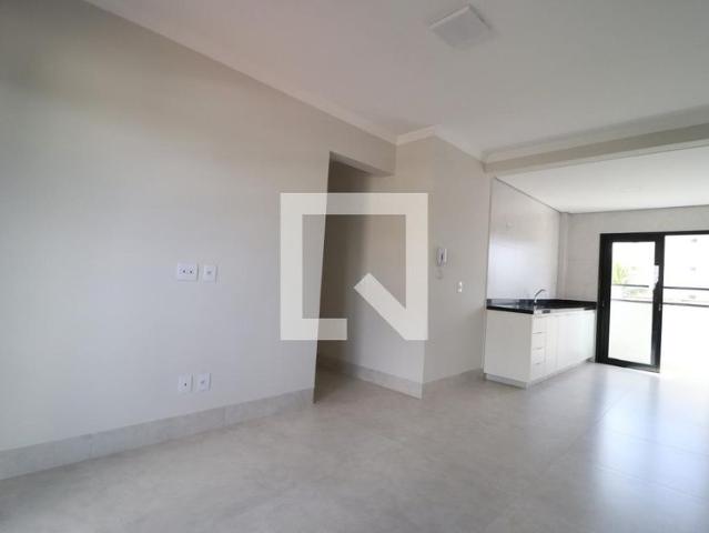 Apartamento aluguel em Região Geográfica Imediata de Uberlândia, Oliveira Fortes