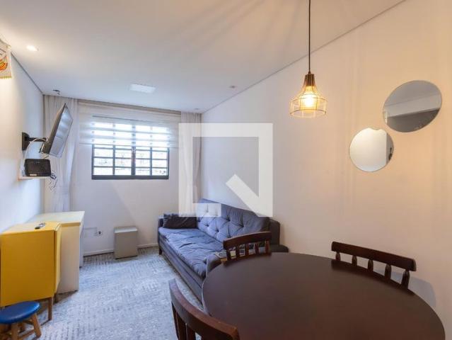 Apartamento aluguel em Tingui, Curitiba