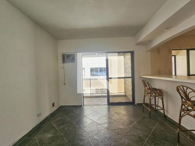Apartamento aluguel em Região Imediata de Santos, Região Metropolitana da Baixada Santista