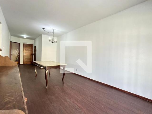 Apartamento aluguel em Região Geográfica Imediata de Florianópolis, Desterro