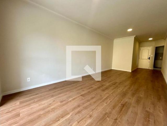 Apartamento aluguel em Região Geográfica Imediata de Florianópolis, Desterro