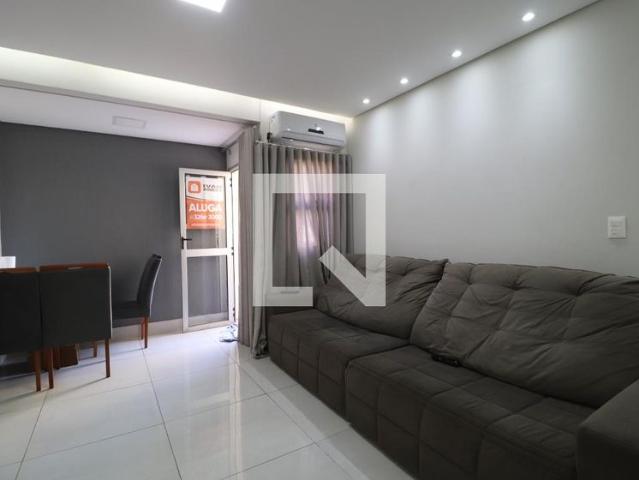 Apartamento aluguel em Região Geográfica Imediata de Uberlândia, Oliveira Fortes