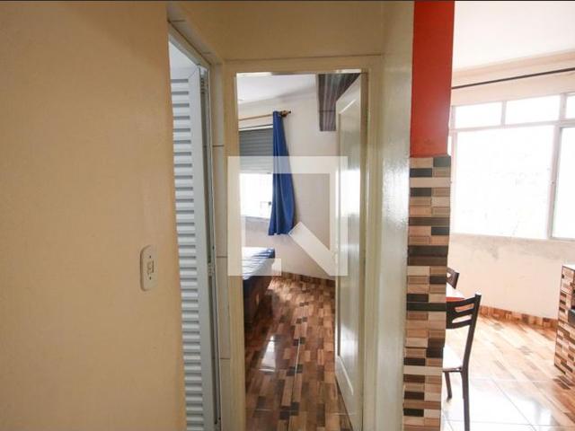 Apartamento aluguel em Região Imediata de Santos, Região Metropolitana da Baixada Santista