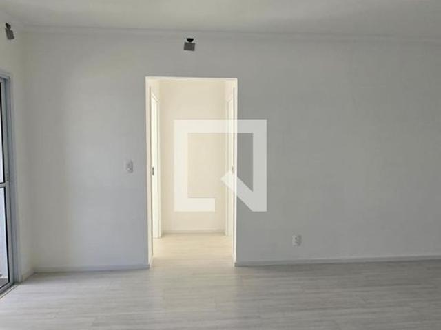 Apartamento aluguel em Região Imediata de São José dos Campos, Região Metropolitana do Vale do Paraíba e Litoral Norte