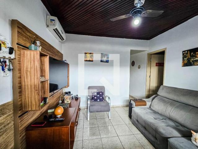Apartamento aluguel em Região Imediata de São José dos Campos, Região Metropolitana do Vale do Paraíba e Litoral Norte