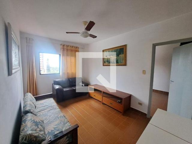 Apartamento aluguel em Região Imediata de Santos, Região Metropolitana da Baixada Santista