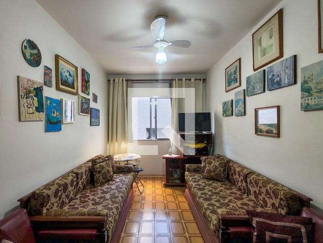 Apartamento aluguel em Região Imediata de Santos, Região Metropolitana da Baixada Santista
