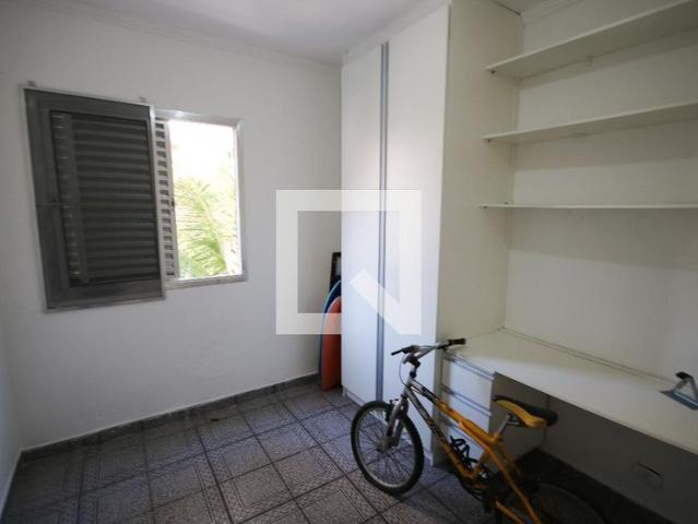 Apartamento aluguel em Região Imediata de Santos, Região Metropolitana da Baixada Santista