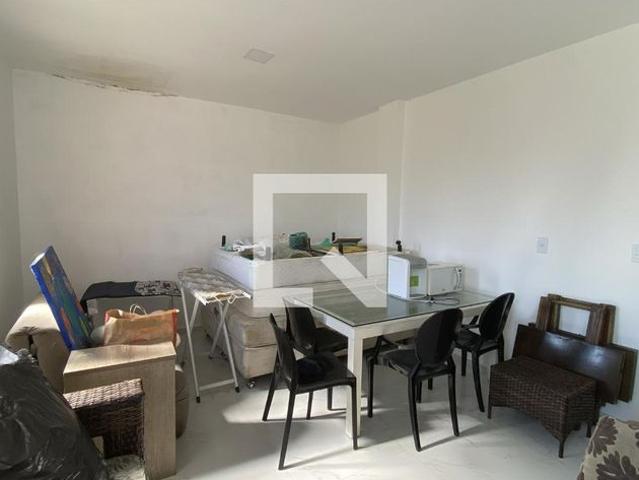 Apartamento aluguel em Região Geográfica Imediata de Cabo Frio, Cabo Frio